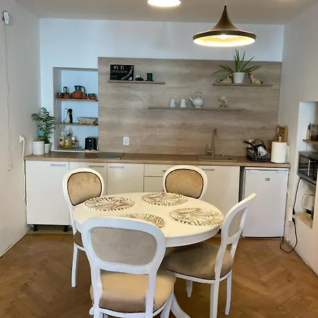 Apartment Valentina's In Center