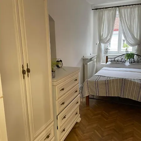 Valentina's In Center Apartment Brasov