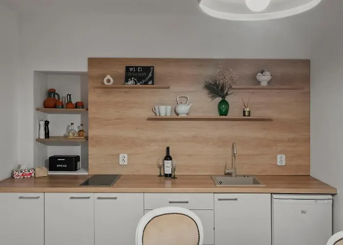 Апартаменти Valentina's Flat *